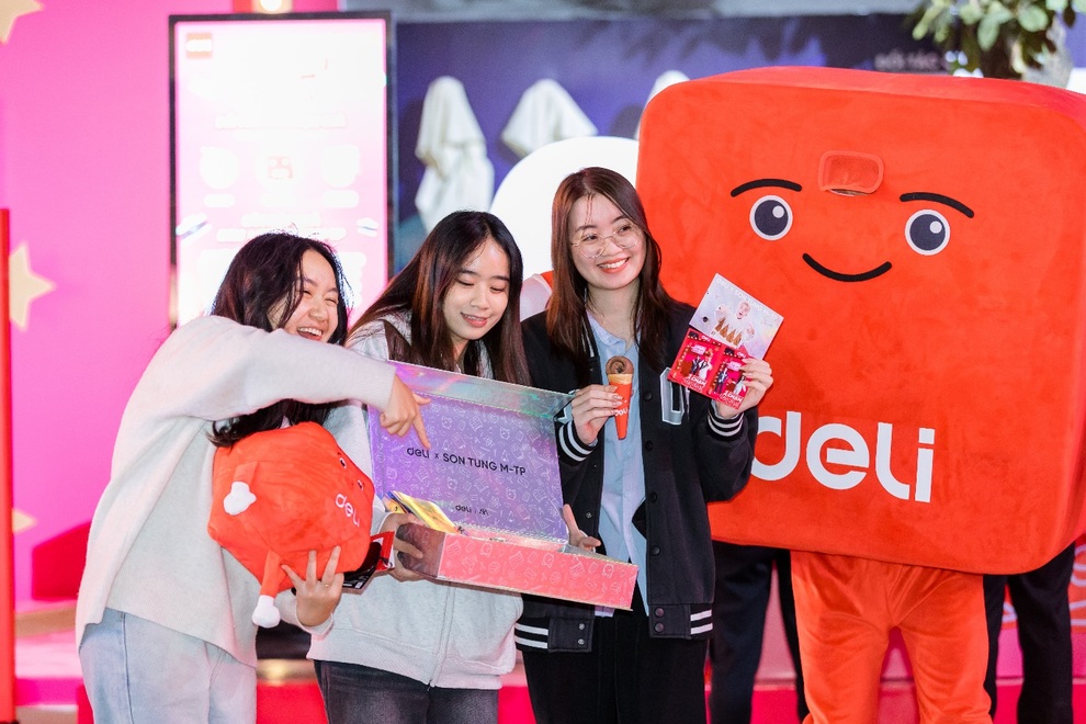 Văn phòng phẩm Deli đồng hành cùng Online Friday 2024 - 3