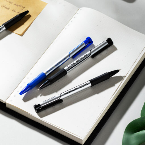 Bút bi Deli CQ29-BL - Ngòi bút Thụy Sĩ đảm bảo mực ra đều ổn định