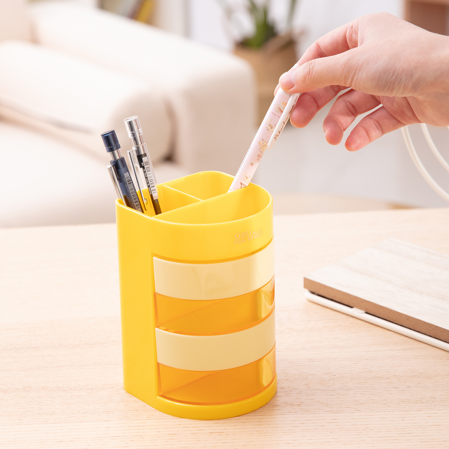 Hộp cắm bút Deli E904 - Lưới sắt bền bỉ thiết kế thoáng khí - Ảnh 3