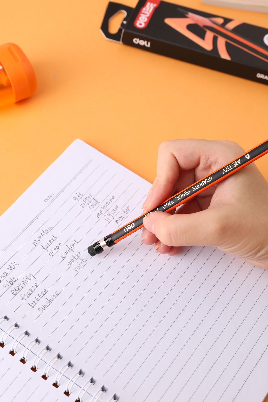 Bút chì gỗ Deli E37013 - Gỗ mềm dễ gọt ngòi chì bền khó gãy - Ảnh 3